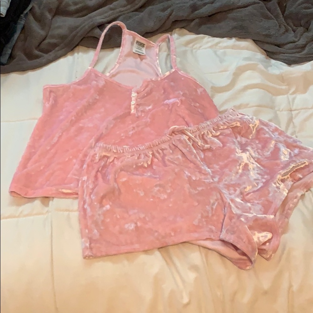 Pink crushed velvet sleep set size M
